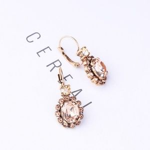 LAST ONE! Elegant Crystal Gold Earrings